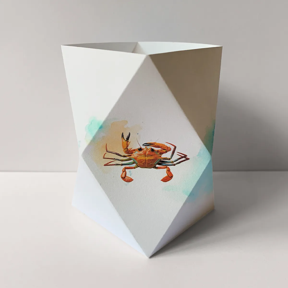 Sand-Türkises Origami-Windlicht zum Basteln mit maritimem Krabben-Motiv, Kollektion Meeresbrise.